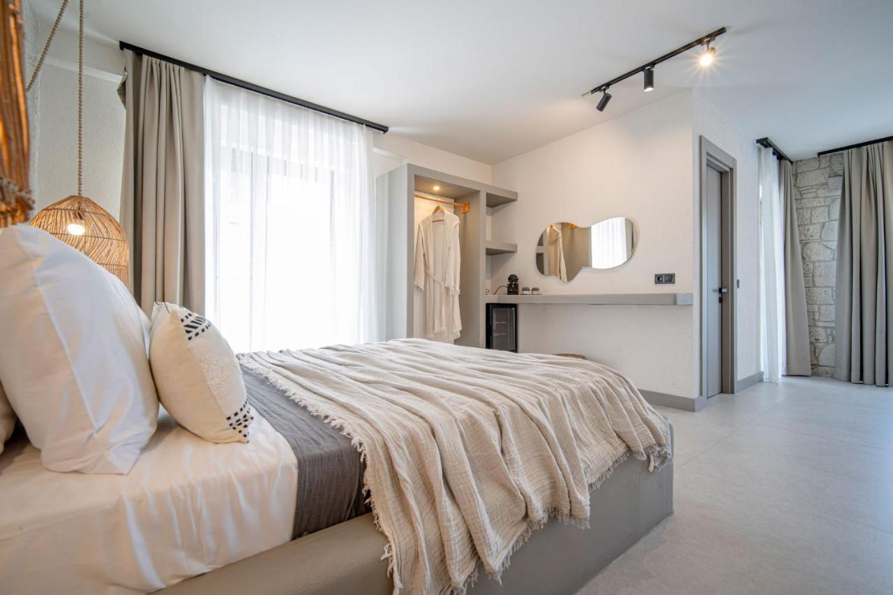 Derin Alacati (Adults Only) Екстериор снимка